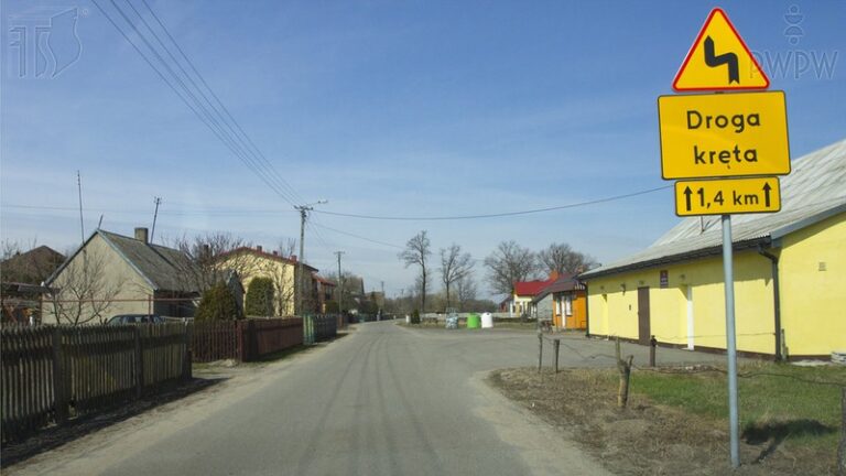 Znak " Droga kręta "