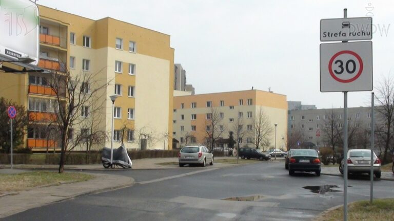 Dr Prawko odpowiada: Czy na tej drodze zawsze masz obowiązek ustąpić pi…