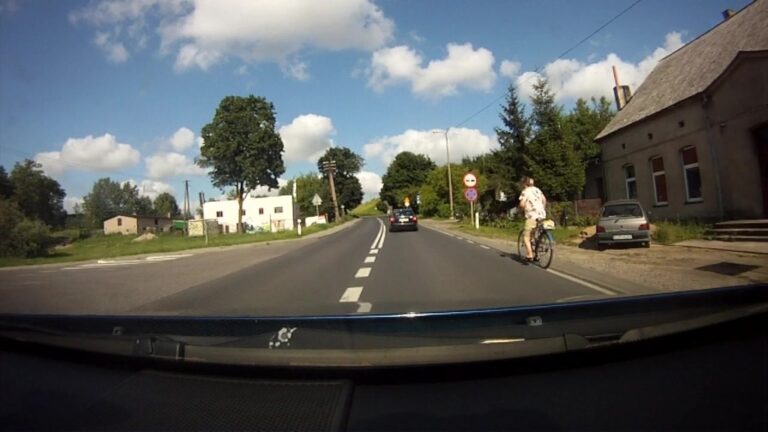 Dr Prawko odpowiada: Czy w przedstawionej sytuacji możesz wyprzedzić ro…